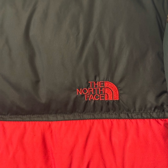 The North Face Men’s 1996 Retro Nupste Vest - Picture 6 of 12